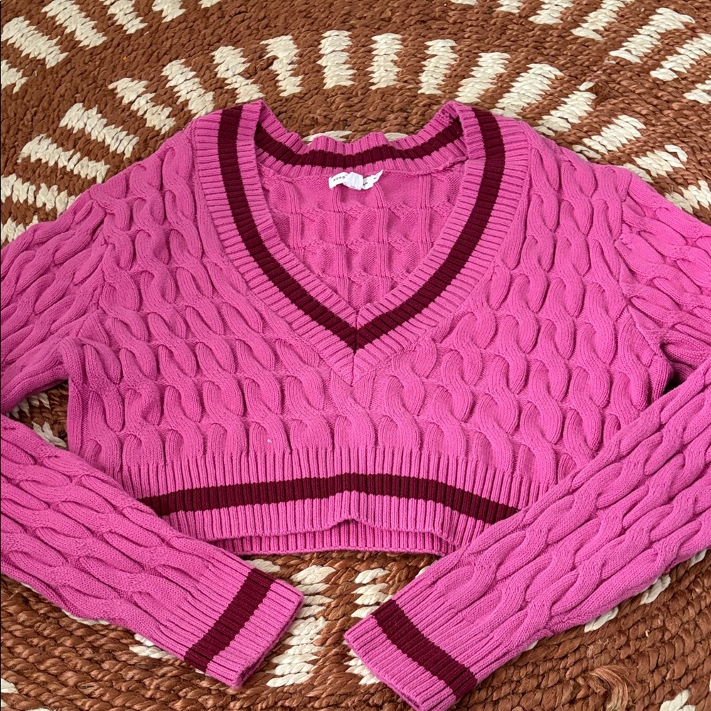 Good American Magenta Cable Knit V-Neck Sweater